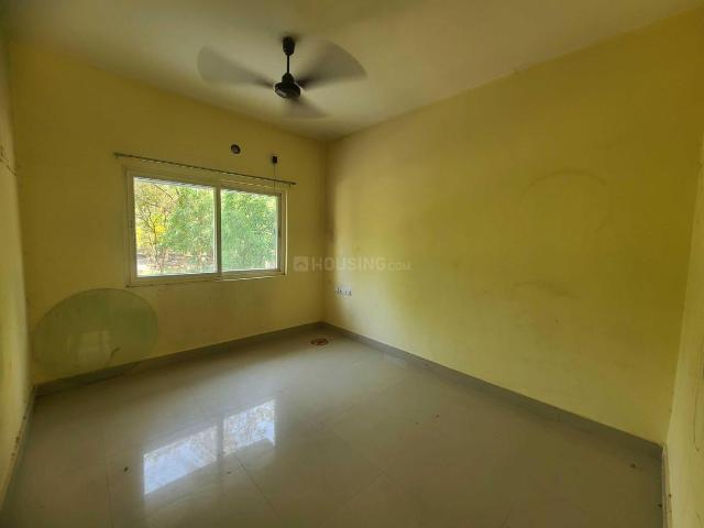 2 BHK Apartment in Jagatpur for rent Ahmedabad. The reference number is 20590599