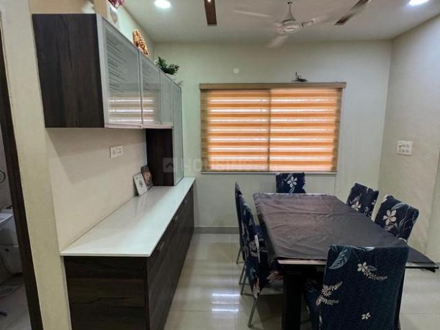 2 BHK Apartment in Jagatpur for rent Ahmedabad. The reference number is 20759639