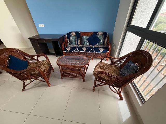 2 BHK Apartment in Jagatpur for rent Ahmedabad. The reference number is 20841768