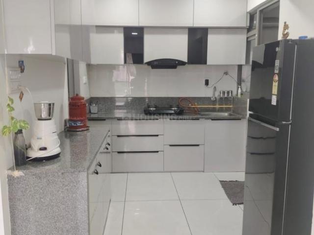 2 BHK Apartment in Jagatpur for rent Ahmedabad. The reference number is 20972873