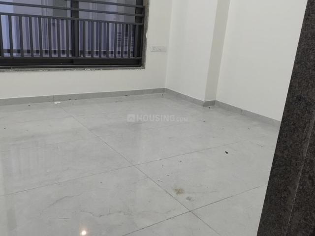 2 BHK Apartment in Jagatpur for rent Ahmedabad. The reference number is 20984513