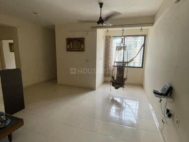 2 BHK Apartment in Jagatpur for rent Ahmedabad. The reference number is 20988838