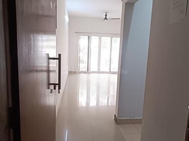 2 BHK Apartment in Jagatpur for rent Ahmedabad. The reference number is 21064588