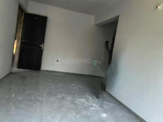 2 BHK Apartment in Jagatpur for rent Ahmedabad. The reference number is 21120040