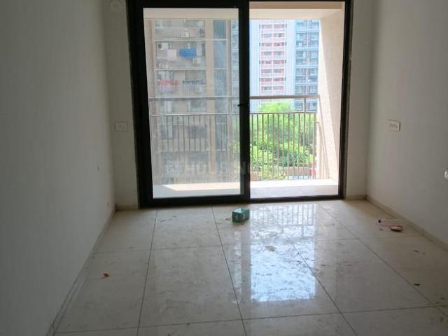 2 BHK Apartment in Jagatpur for rent Ahmedabad. The reference number is 21164577