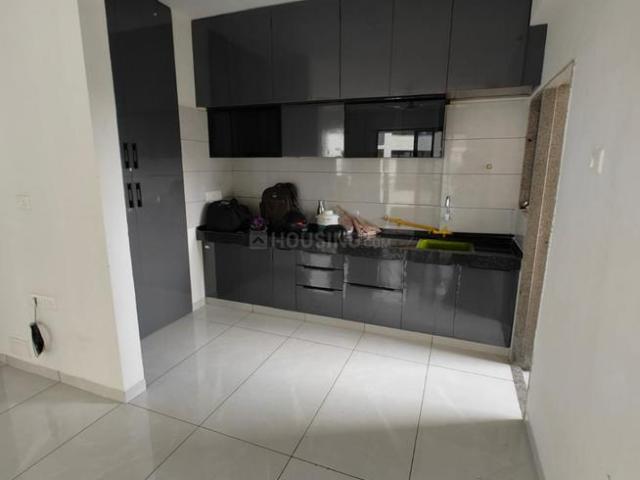 2 BHK Apartment in Jagatpur for rent Ahmedabad. The reference number is 21183918