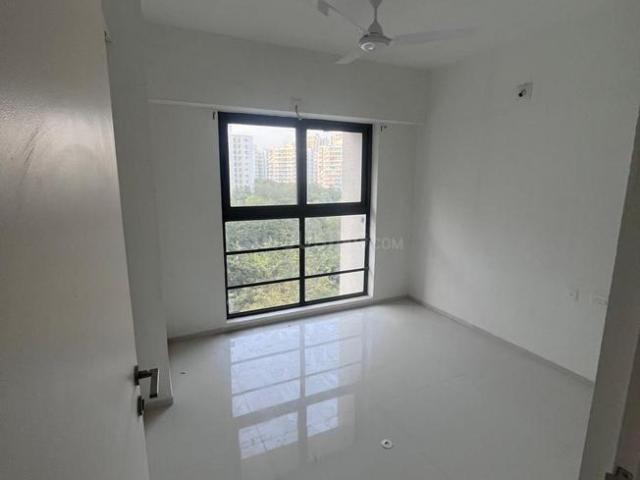 2 BHK Apartment in Jagatpur for resale Ahmedabad. The reference number is 21054395