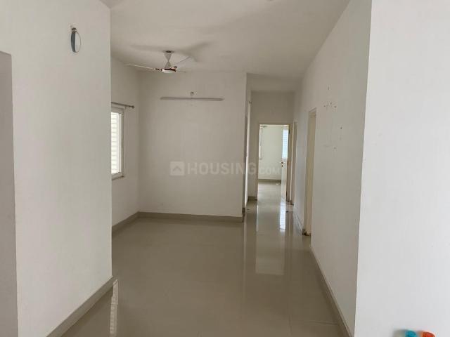 2 BHK Apartment in Jagatpur for resale Ahmedabad. The reference number is 21064105
