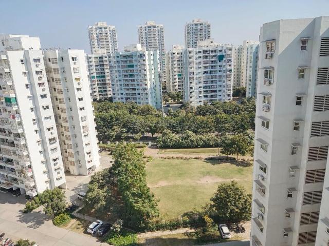 2 BHK Apartment in Jagatpur for resale Ahmedabad. The reference number is 21169651