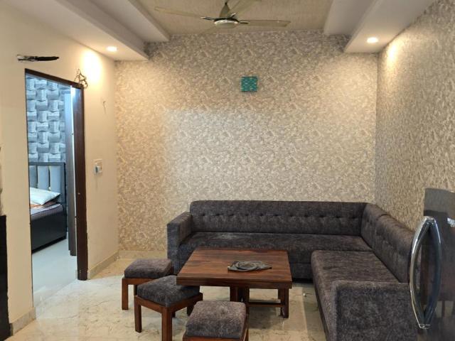 2 BHK Apartment in Jagatpura for rent Jaipur. The reference number is 21384786