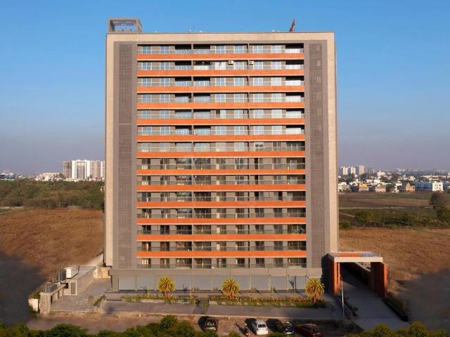2 BHK Apartment in Jahangir Pura for resale Surat. The reference number is 21163228