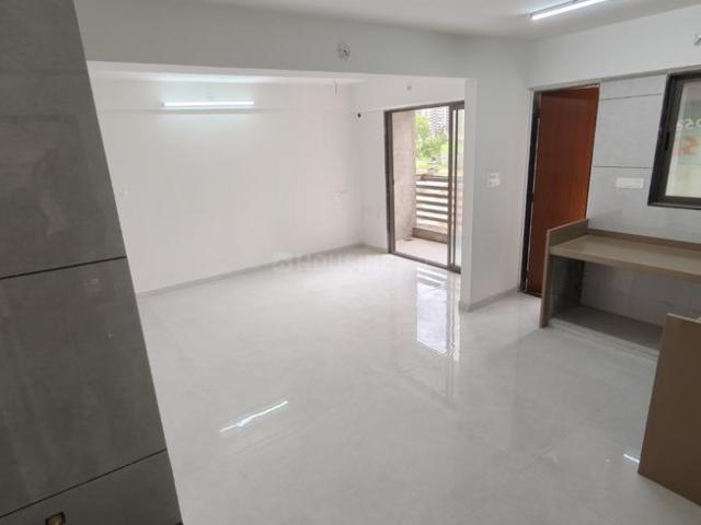 2 BHK Apartment in Jahangirabad for resale Surat. The reference number is 21176330