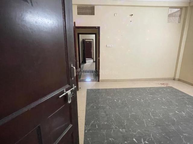 2 BHK Apartment in Jahumandi for rent Varanasi. The reference number is 21378833