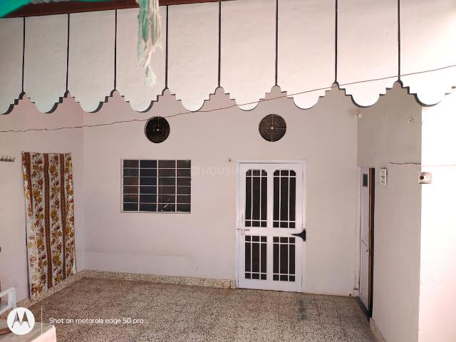 2 BHK Apartment in Jai Narayan Vyas Colony for rent Bikaner. The reference number is 21015073