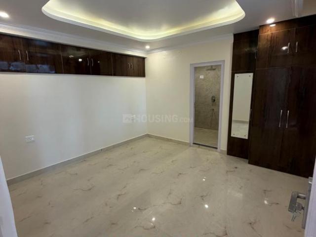 2 BHK Apartment in Jakhu for rent Shimla. The reference number is 20378139