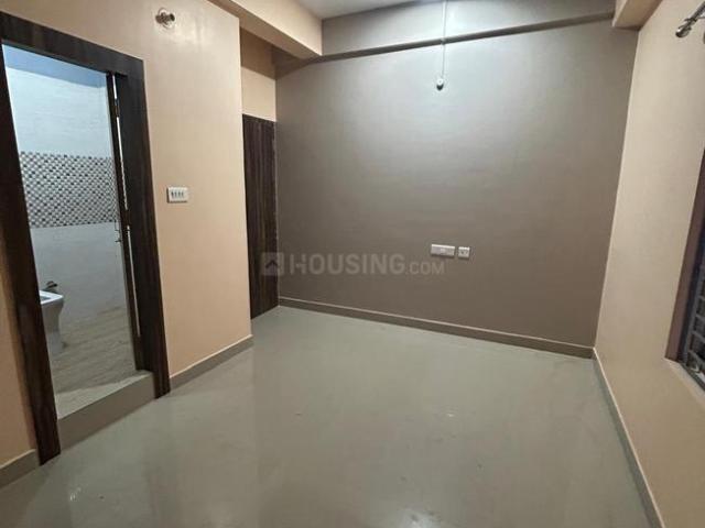 2 BHK Apartment in Jalukbari for rent Guwahati. The reference number is 20538608