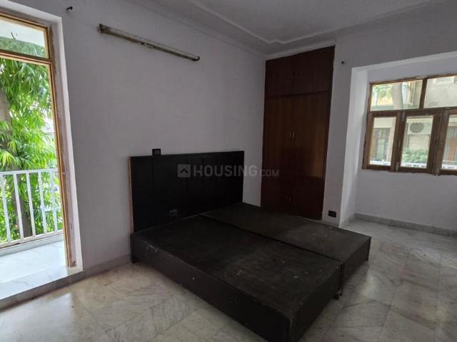 2 BHK Apartment in Jasola for rent New Delhi. The reference number is 21004124