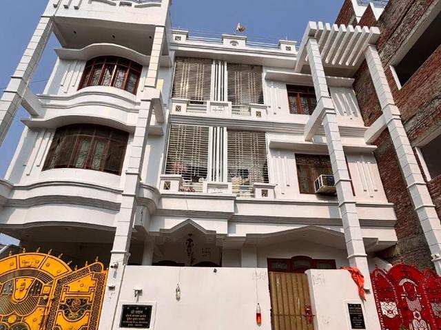 2 BHK Apartment in Jhalwa for rent Allahabad. The reference number is 21343606