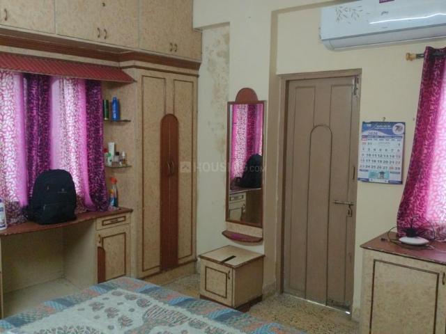 2 BHK Apartment in Jivrajpark for rent Ahmedabad. The reference number is 20834903