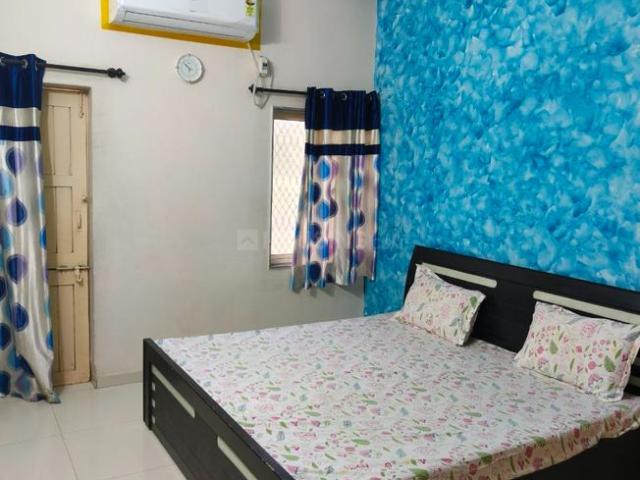 2 BHK Apartment in Jivrajpark for rent Ahmedabad. The reference number is 21130575