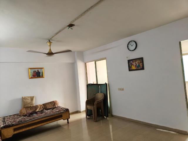 2 BHK Apartment in Jivrajpark for resale Ahmedabad. The reference number is 20990518