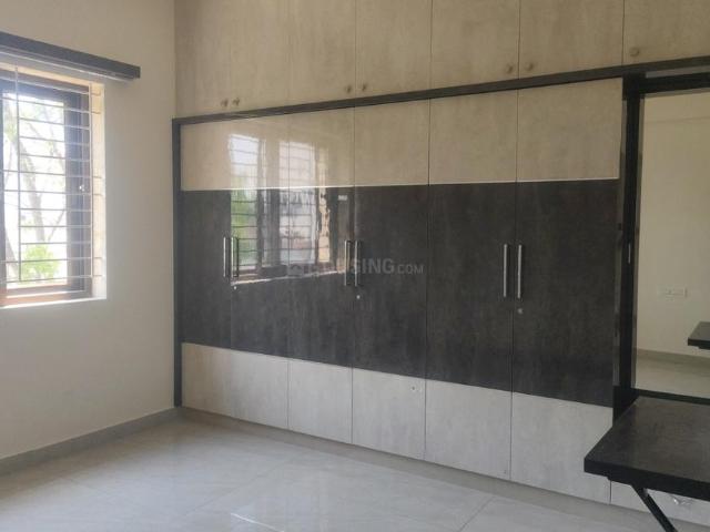 2 BHK Apartment in JP Nagar for rent Bengaluru. The reference number is 19812614