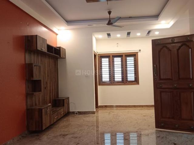 2 BHK Apartment in JP Nagar for rent Bengaluru. The reference number is 21231621