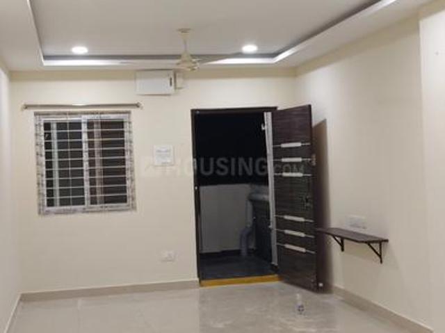 2 BHK Apartment in Jubilee Hills for rent Hyderabad. The reference number is 18720841