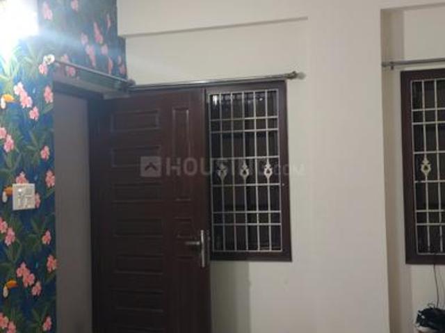 2 BHK Apartment in Jubilee Hills for rent Hyderabad. The reference number is 19152450