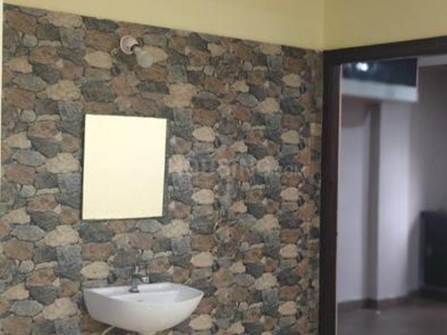 2 BHK Apartment in Jubilee Hills for rent Hyderabad. The reference number is 20656117