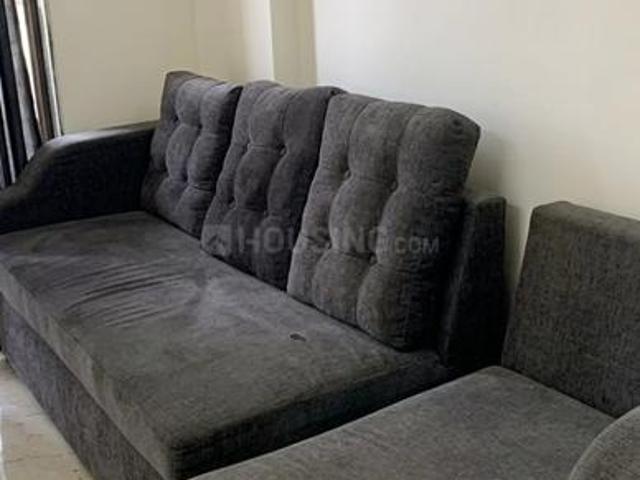2 BHK Apartment in Juhu for rent Mumbai. The reference number is 20442738