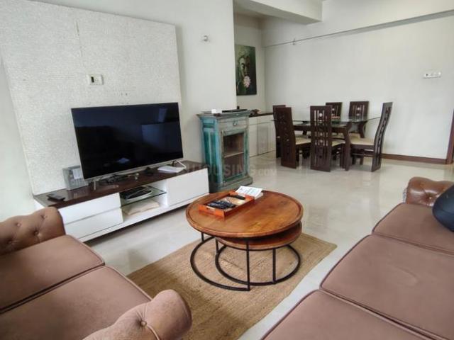 2 BHK Apartment in Juhu for rent Mumbai. The reference number is 20911608