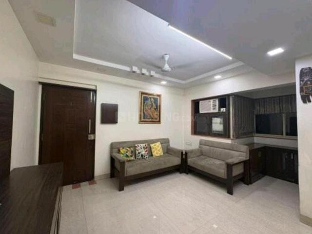 2 BHK Apartment in Juhu for rent Mumbai. The reference number is 21068523