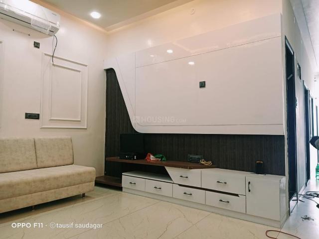 2 BHK Apartment in Jule for rent Solapur. The reference number is 20362951