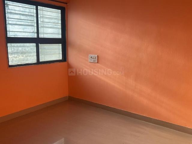 2 BHK Apartment in Jule for rent Solapur. The reference number is 20562361