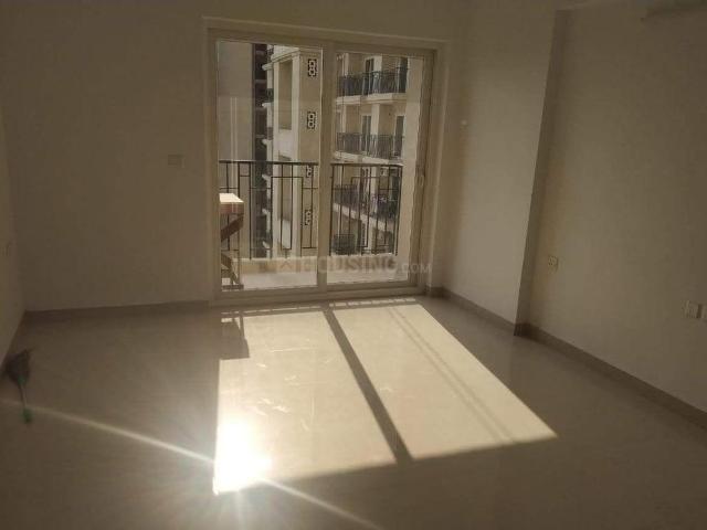 2 BHK Apartment in Omicron I for rent Greater Noida. The reference number is 20971340