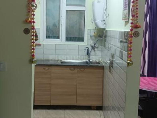 2 BHK Apartment in Omicron I for resale Greater Noida. The reference number is 21014947