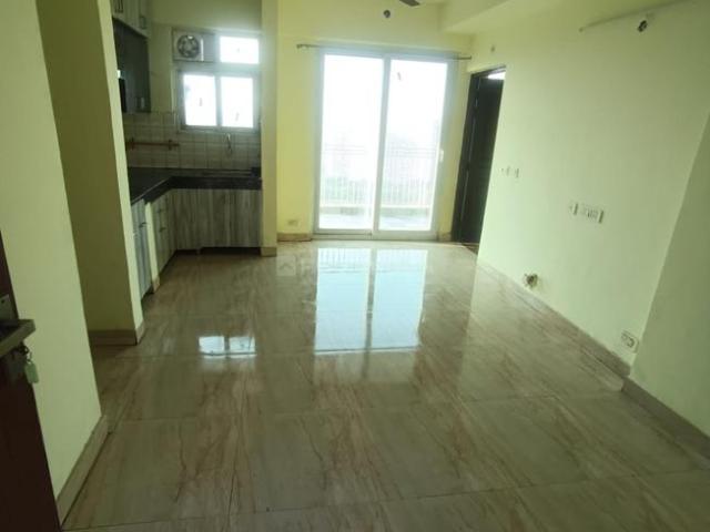 2 BHK Apartment in Omicron III for resale Greater Noida. The reference number is 19515728