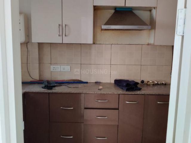 2 BHK Apartment in Omicron III for resale Greater Noida. The reference number is 21027737