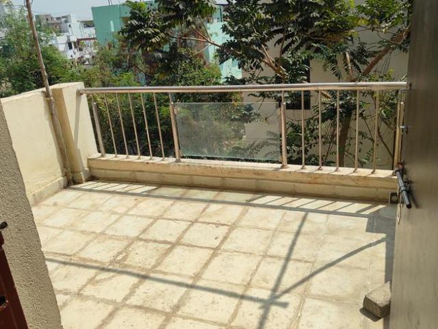 2 BHK Apartment in Omkar Nagar for rent Nagpur. The reference number is 19797163
