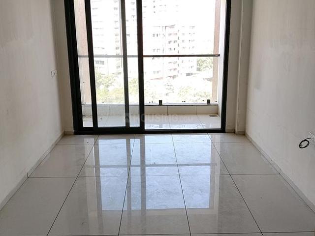2 BHK Apartment in Ognaj for rent Ahmedabad. The reference number is 20044484