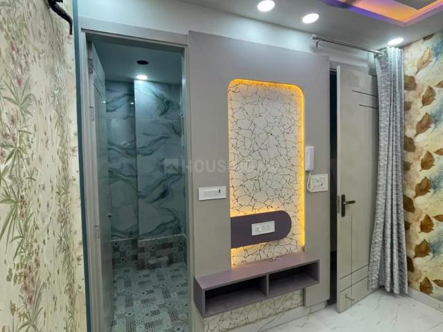 2 BHK Apartment in Okhla for resale New Delhi. The reference number is 21276783