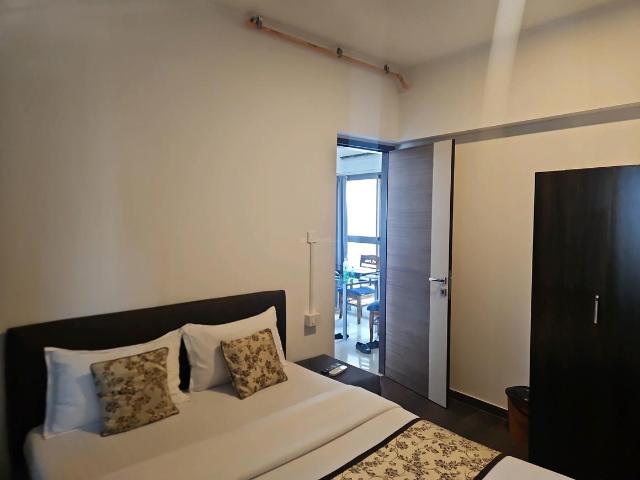 2 BHK Apartment in Lower Parel for rent Mumbai. The reference number is 17891344
