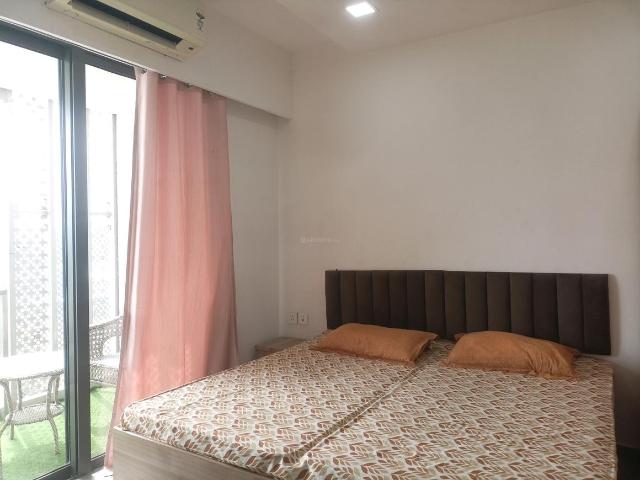 2 BHK Apartment in Lower Parel for rent Mumbai. The reference number is 19317649