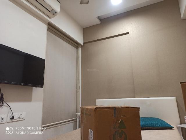 2 BHK Apartment in Lower Parel for rent Mumbai. The reference number is 8325595