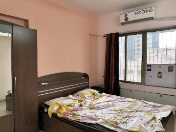 2 BHK Apartment in Lower Parel for resale Mumbai. The reference number is 19671496