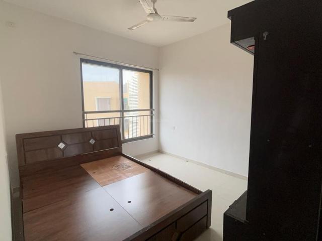 2 BHK Apartment in Lohegaon for rent Pune. The reference number is 20649575