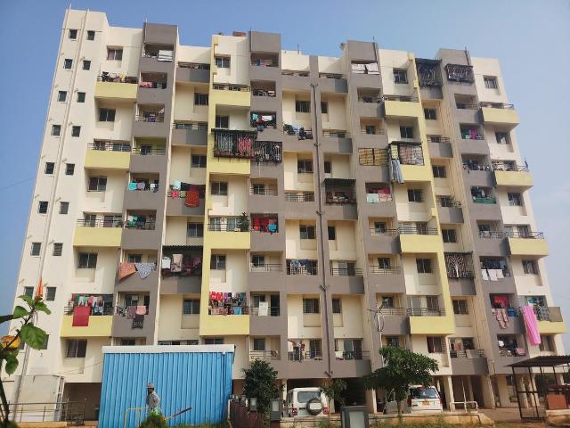 2 BHK Apartment in Lohegaon for resale Pune. The reference number is 13291970