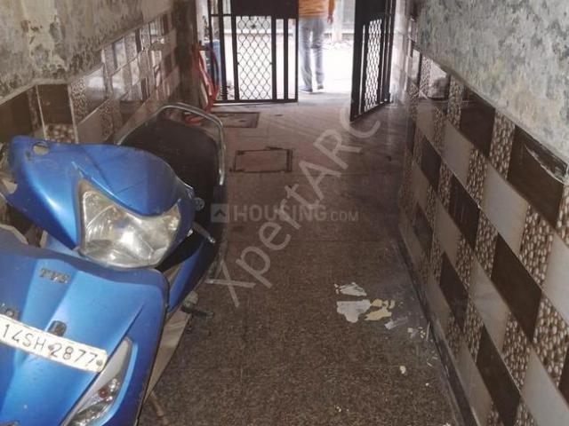 2 BHK Apartment in Loni for resale Ghaziabad. The reference number is 19185917