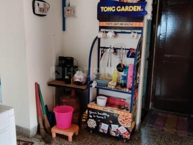 2 BHK Apartment in Laxminagar for rent Nagpur. The reference number is 9804843